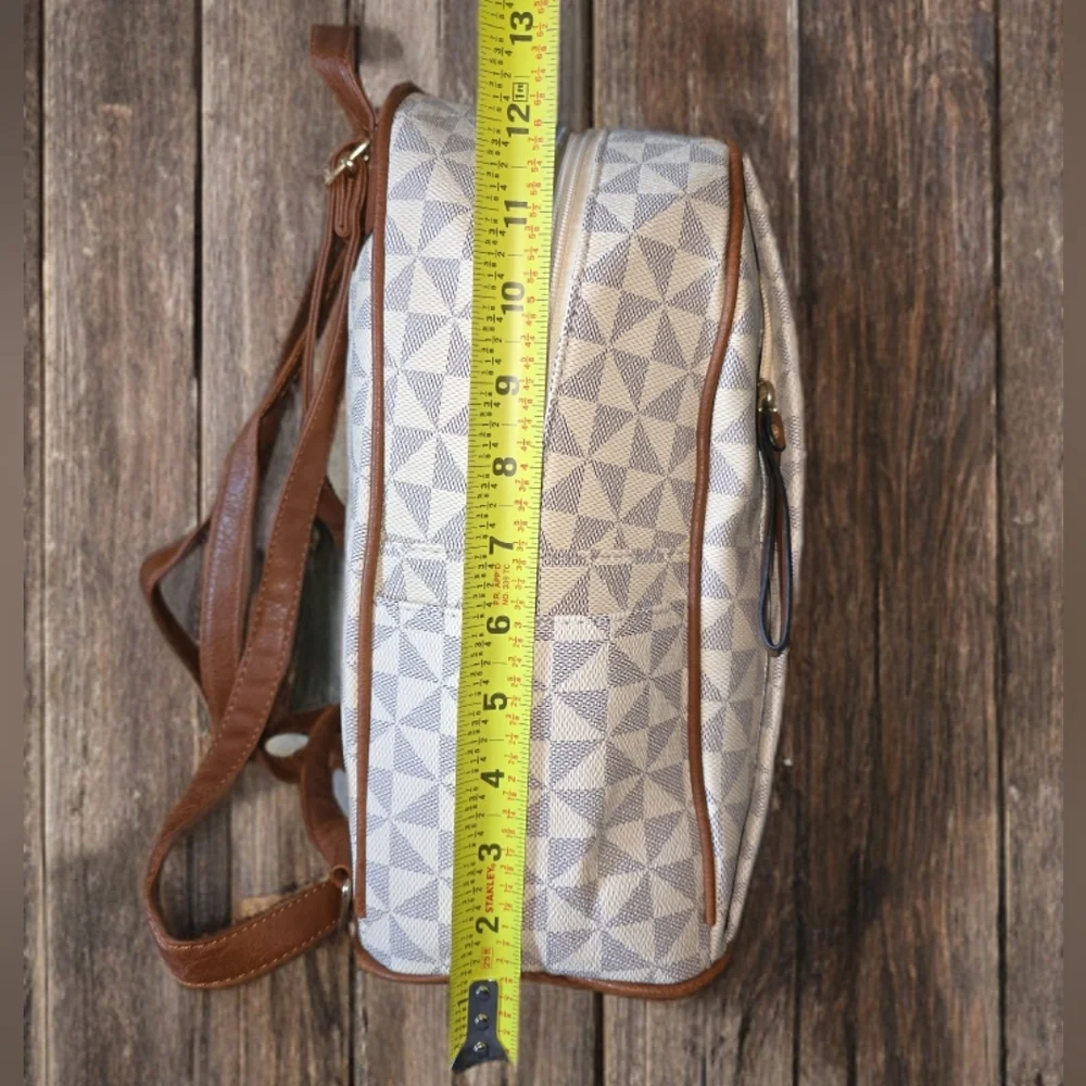 Geometric Patterned Backpack - Picture 6 of 11